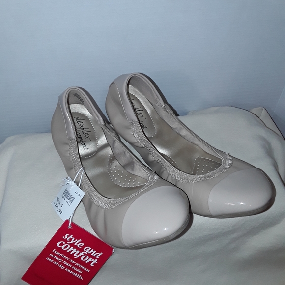 Womenz shoes - Picture 4 of 4